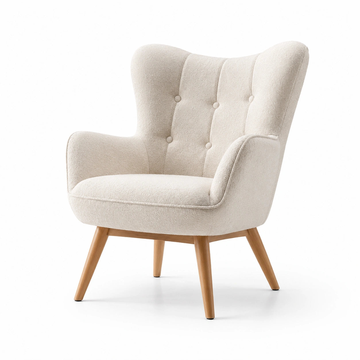 Sillón orejero de tela beige con patas de madera